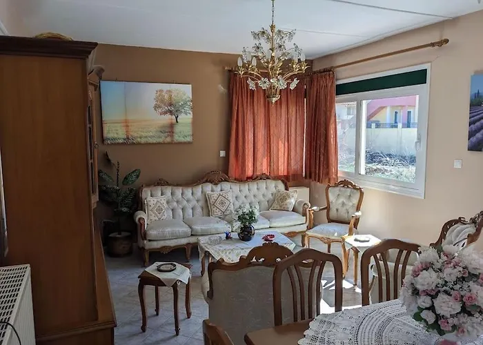 Peaceful Alexandra Kariá